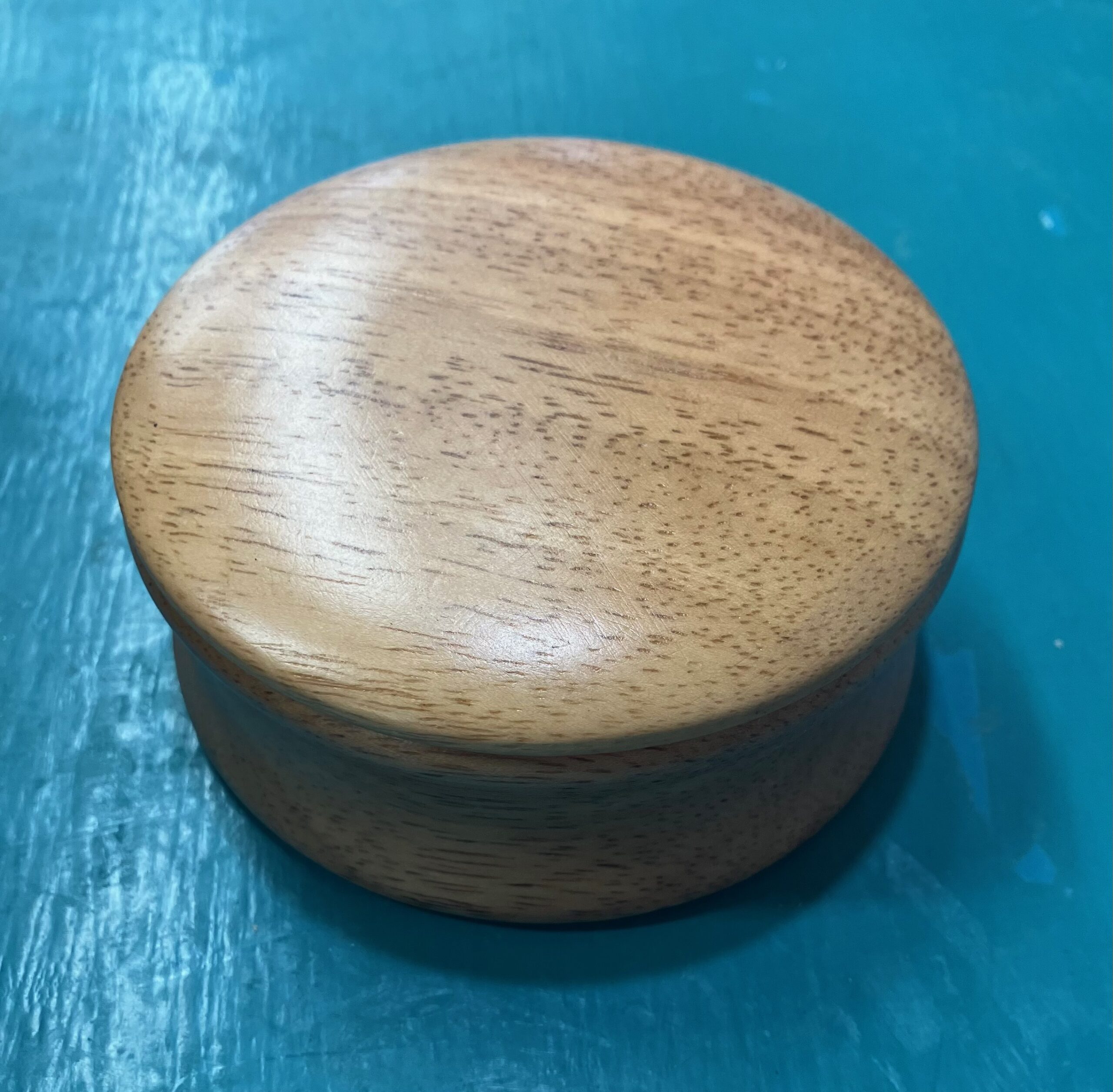 wooden shave bowl with lid