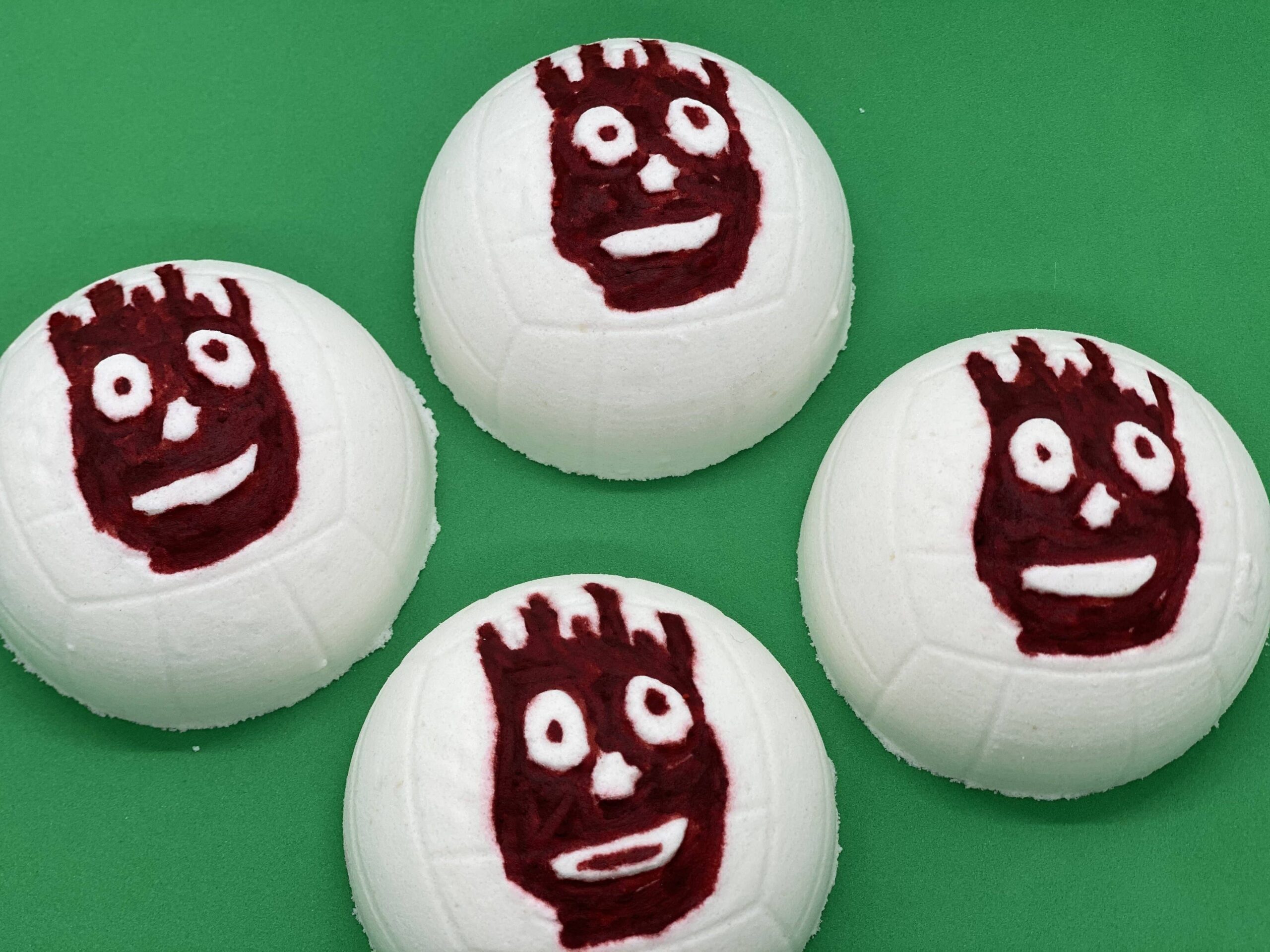 ivory anchors bath bomb: “wilson!” volleyball 9.2oz
