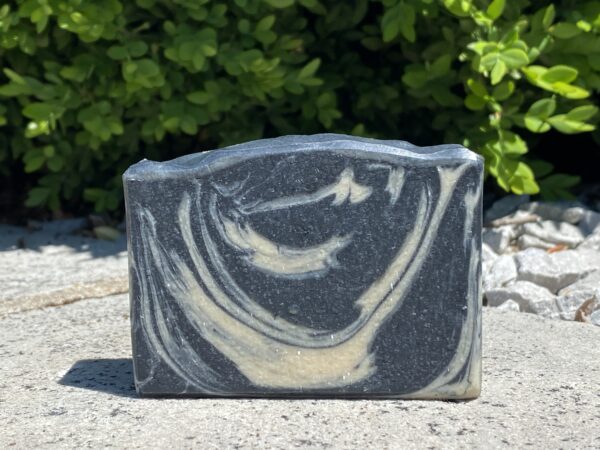 alu charcoal and tea tree soap 4oz