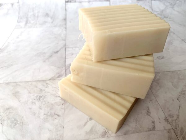 mellow melanin oatmeal manuka honey soap bar 4oz