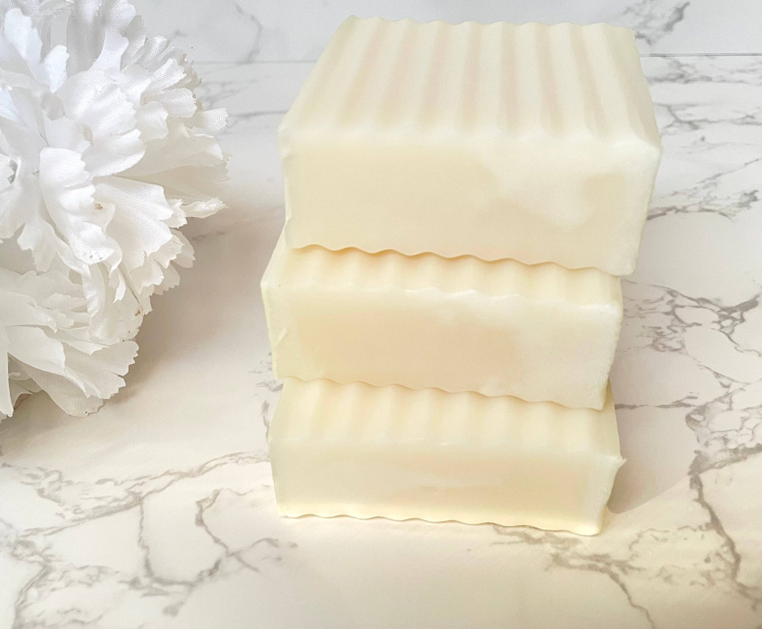 mellow melanin sea moss manuka honey soap bar 4oz