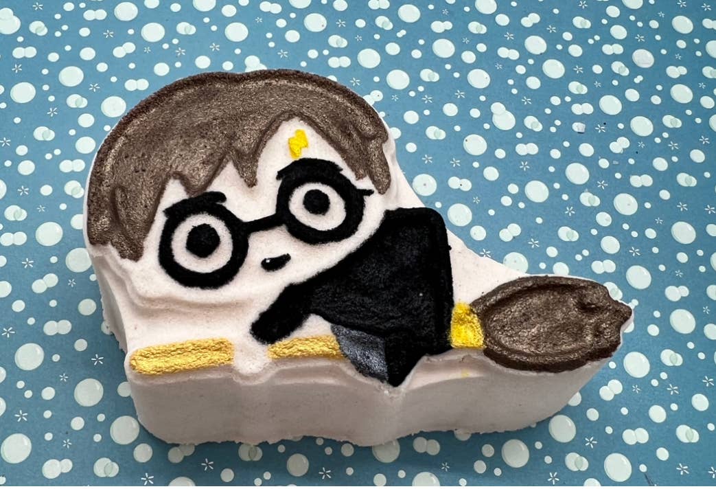 ivory anchors bath bomb: harry potter on broom 10.5oz